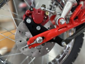Wielenset compleet Chromen wielen incl. remschijf achter Honda MT5/MT8 op originele naaf - Afbeelding 11