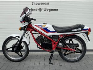 Honda MB5 AC01 (1985)