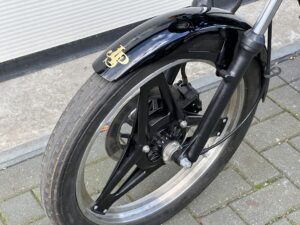Schitterende volledig nieuw opgebouwde en gerestaureerde Honda MB50 JPS - Afbeelding 3