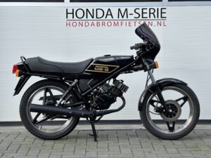 Schitterende volledig nieuw opgebouwde en gerestaureerde Honda MB50 JPS - Afbeelding 9
