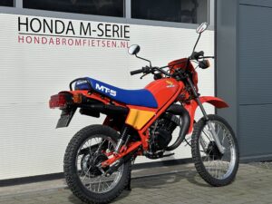 Volledig nieuw opgebouwde Honda MT5 R119 - Afbeelding 5