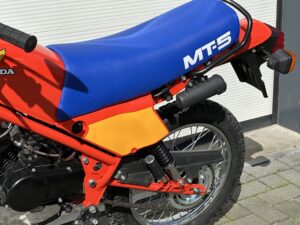 Volledig nieuw opgebouwde Honda MT5 R119 - Afbeelding 11
