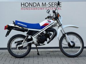 Prachtige Gerestaureerde Honda MT5 AD01 model 1986-1987 - Afbeelding 2