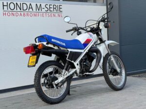 Prachtige Gerestaureerde Honda MT5 AD01 model 1986-1987 - Afbeelding 5