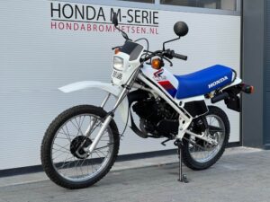 Prachtige Gerestaureerde Honda MT5 AD01 model 1986-1987 - Afbeelding 3