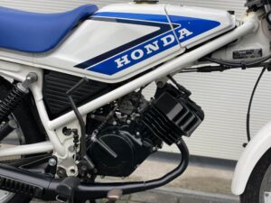 Honda MB5 AC01 1986 Blauw - Wit Originele lak! - Afbeelding 19