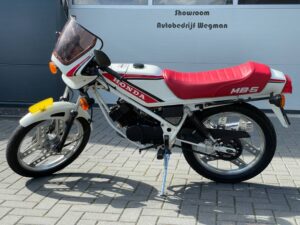Honda MB5 (AC01)