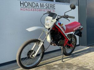 Honda MT5 AD01 125CC met motorkenteken - Afbeelding 4