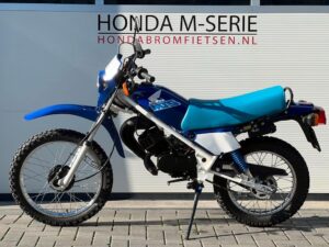 Honda MT5 PB182 (1990) AD 01
