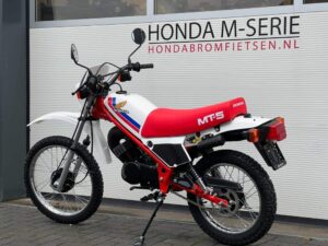 Splinternieuw gebouwde Honda MT5 jubileum op aanvraag - Afbeelding 15