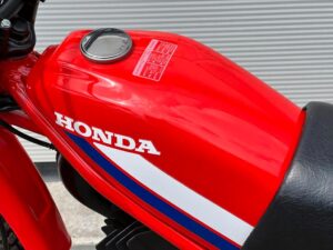 Honda MT5 nieuw gebouwd (AD01) - Afbeelding 5