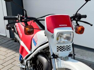 Nieuw gebouwde Honda MT5 - Afbeelding 6