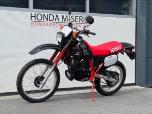 Honda MTX125R splinternieuw! - Afbeelding 18
