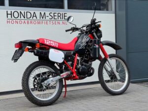 Honda MTX125R splinternieuw! - Afbeelding 17