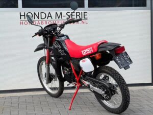 Honda MTX125R splinternieuw! - Afbeelding 13