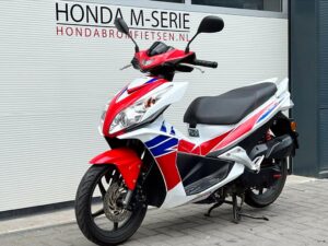 Zeer nette Honda NSC50R scooter - Afbeelding 8