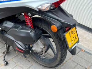 Zeer nette Honda NSC50R scooter - Afbeelding 2