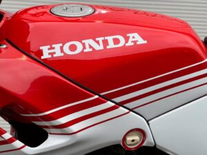 Honda NSR50 in nieuwstaat! - Afbeelding 4