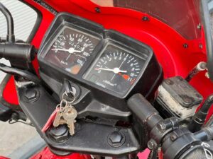 Originele en goed rijdende Honda MB8 HC01 - Afbeelding 11