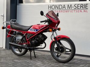 Originele en goed rijdende Honda MB8 HC01 - Afbeelding 9