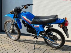 Super nette gerestaureerde Honda MT5 - Afbeelding 19