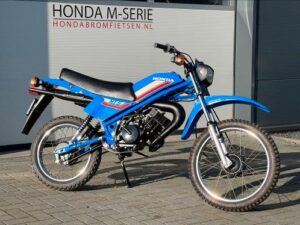 Super nette gerestaureerde Honda MT5 - Afbeelding 18
