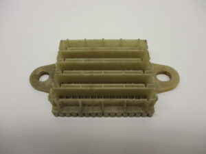 Connector blok voor alle stekkers achter koplamp Honda MTX50, MTX80, MTX125, MTX200 (gebruikt maar in goede staat)