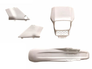 4-delige kappenset compleet als restauratieset Honda MT5 AD01 R119 1984-1984 Jubileum | Rood zadel MT5